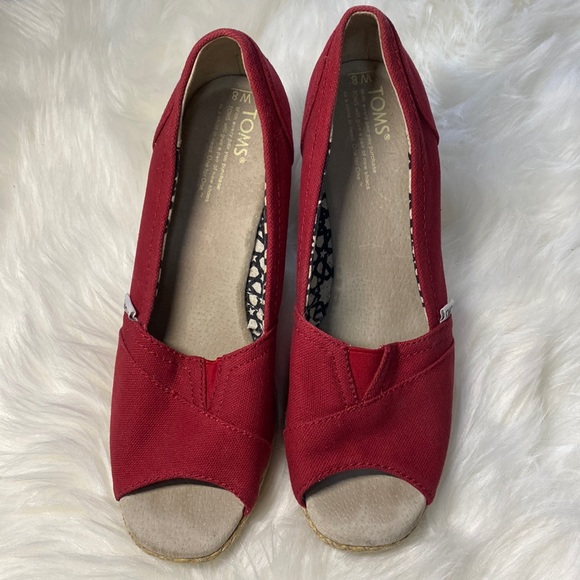TOMS red espadrilles size 8 - Picture 1 of 5